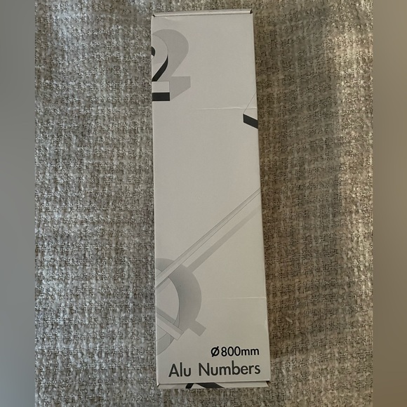 Wall stick clock - Picture 1 of 3